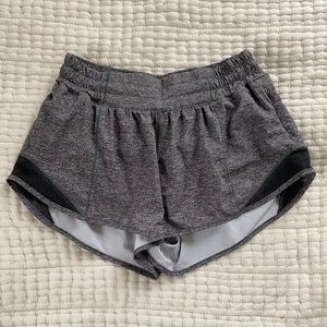 Lululemon Hotty Hot II 2.5”
